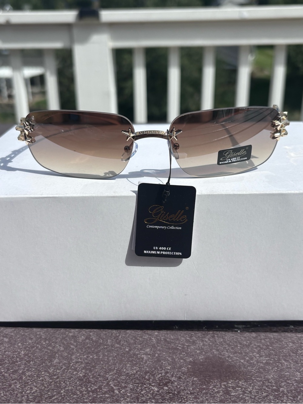 Giselle Women's Rimless Brown Gradient Sunglasses with Gold Accents